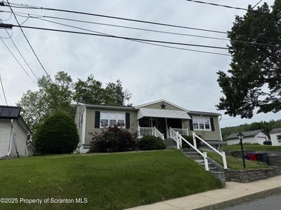 /international/us/95-farview-street-carbondale-pa-110100695609/