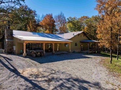 /international/us/55-65-125-b-rock-ln-batesville-ar-110104824003/