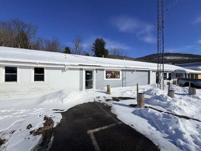 /international/us/464-putney-road-brattleboro-vt-110105522811/