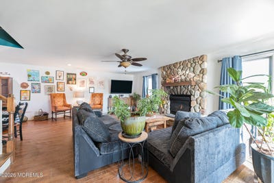 /international/us/12-thompson-avenue-leonardo-nj-110107001262/