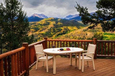 /international/us/2244-johnson-road-silverthorne-co-110107391866/