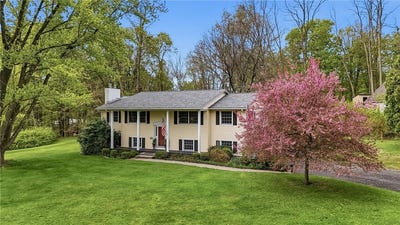 /international/us/105-vera-circle-ithaca-ny-110108301012/