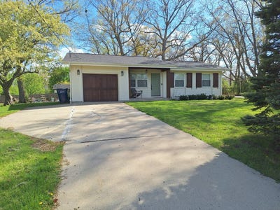 /international/us/227-juneway-terrace-lake-bluff-il-110107786249/
