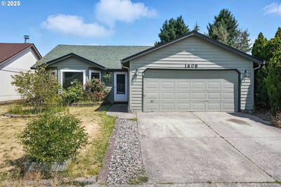 /international/us/1608-nw-3rd-st-battleground-wa-110107779495/