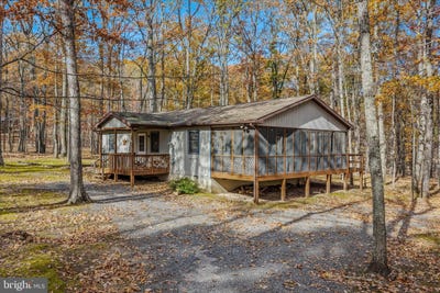 /international/us/67-tranquil-way-great-cacapon-wv-110103226425/
