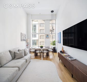 /international/us/67-east-11th-street-new-york-ny-110108548296/