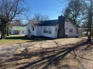 /international/us/408-summit-doniphan-mo-110106693182/