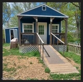 /international/us/389-osage-lane-pineville-mo-110096886252/?lang=en
