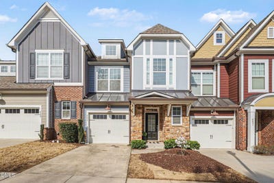 /international/us/653-fallon-grove-way-raleigh-nc-110106210817/