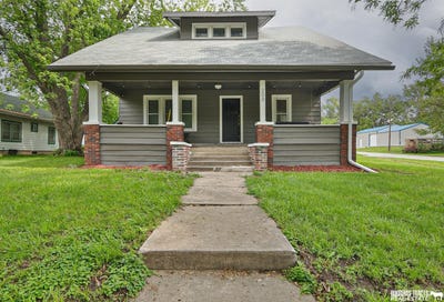 /international/us/200-w-4-street-douglas-ne-110101983562/