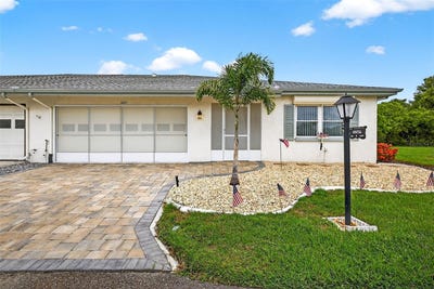 /international/us/2201-hartlebury-way-sun-city-center-fl-110100768265/
