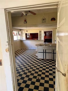 /international/us/320-w-magnolia-street-fitzgerald-ga-110104152172/