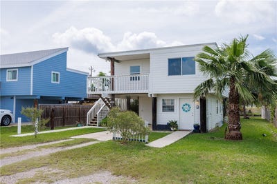 /international/us/321-s-7th-street-port-aransas-tx-110108146399/