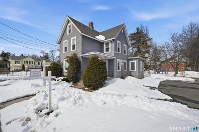 /international/us/66-maple-avenue-windsor-ct-110106038622/