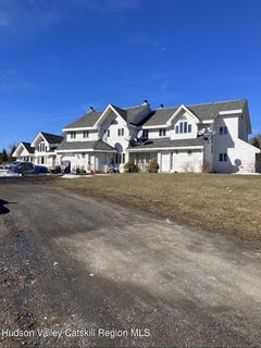 /international/us/192-194-weed-road-freehold-ny-110106619638/