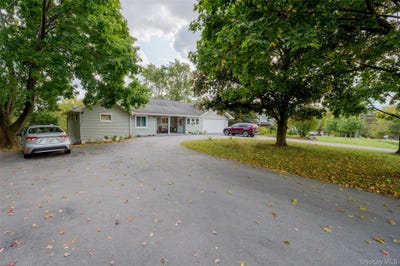 /international/us/191-liberty-corners-road-pine-island-ny-110107194177/