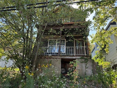 /international/us/822-w-bennett-street-bridgeport-oh-110103550778/
