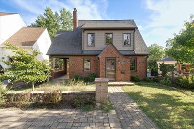 /international/us/2412-alberta-ave-sw-roanoke-va-110120054495/