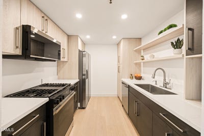 /international/us/70-north-catalina-avenue-pasadena-ca-110100346737/