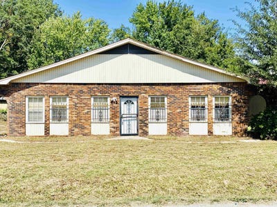 /international/us/3031-miramar-dr-pine-bluff-ar-110094860485/