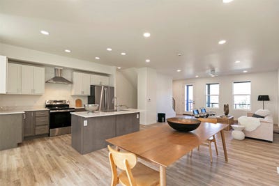 /international/us/1705-scott-street-missoula-mt-110105938358/