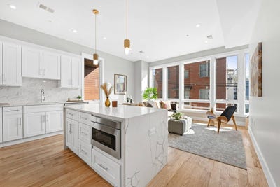 /international/us/126-de-kalb-ave-jersey-city-nj-110108352122/