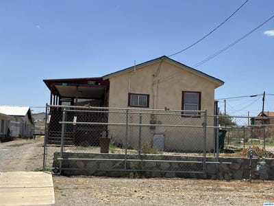/international/us/810-fort-bayard-street-santa-clara-nm-110100451460/