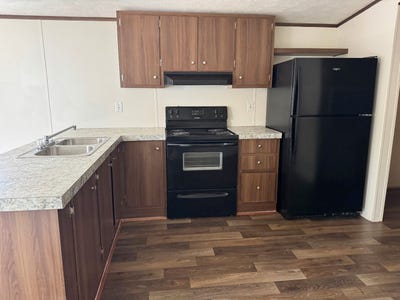 /international/us/565-travis-way-newport-tn-110107483232/