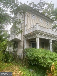 /international/us/107-2nd-street-crumpton-md-110108961393/
