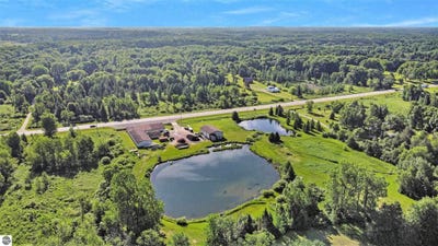 /international/us/650-s-state-street-stanton-mi-110106180800/