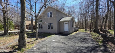 /international/us/655-country-place-drive-tobyhanna-pa-110106848402/