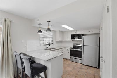 /international/us/6500-n-grand-boulevard-oklahoma-city-ok-110107859045/