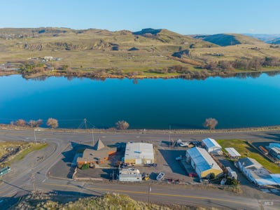 /international/us/3010-riverside-dr-clarkston-wa-110107777007/