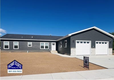 /international/us/705-cottonwood-lander-wy-110108470429/