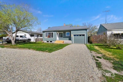 /international/us/107-e-montana-ave-homedale-id-110106801643/