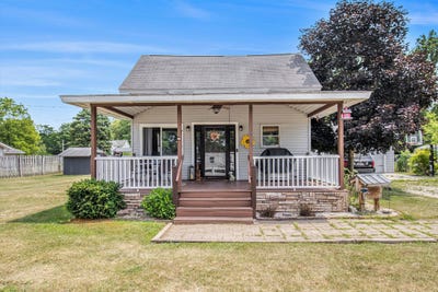 /international/us/515-locust-street-howard-city-mi-110100766074/