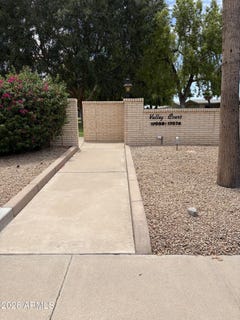 /international/us/17062-n-106th-avenue-sun-city-az-110109243045/