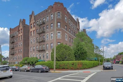 /international/us/755-anderson-avenue-cliffside-park-nj-110107999191/