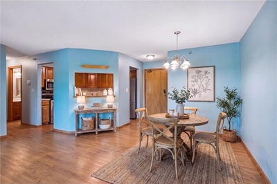 /international/us/3801-w-98th-street-bloomington-mn-110108339212/
