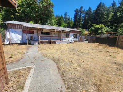 /international/us/69-spring-street-weott-ca-110104020810/
