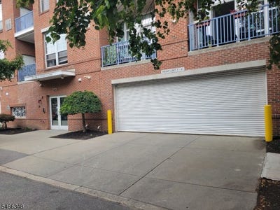 /international/us/3-greenwich-dr-jersey-city-nj-110120414789/