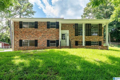 /international/us/1108-meadow-drive-gardendale-al-110109084628/
