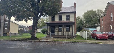 /international/us/1409-penn-street-huntingdon-pa-110120508371/
