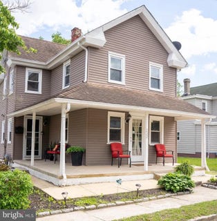 /international/us/232-chestnut-street-williamstown-nj-110099814088/