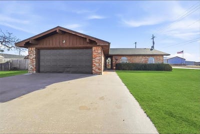 /international/us/405-w-adams-street-mangum-ok-110104624808/