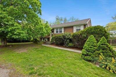 /international/us/273-w-chestnut-st-brockton-ma-110107995462/