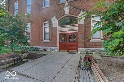 /international/us/714-buchanan-street-indianapolis-in-110108552223/