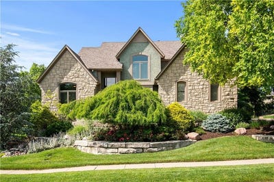 /international/us/13210-outlook-street-overland-park-ks-110108531274/