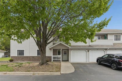 /international/us/4050-maureen-drive-ne-columbia-heights-mn-110108390012/