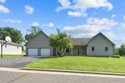 /international/us/206-w-wilson-street-blanchardville-wi-110100978111/